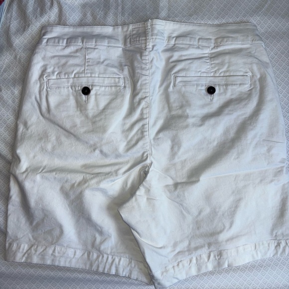 Men’s Abercrombie & fitch stretchy shorts 7” - Picture 3 of 3